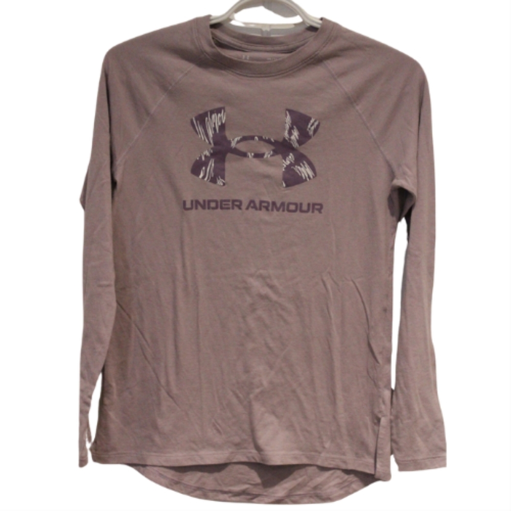 2/$25 🏷 Under Armour Light Purple Long Sleeve Size XS